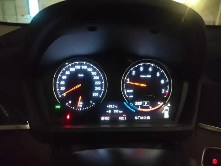BMW X1 2022 Model sDrive25Li Leading Model – фото 6