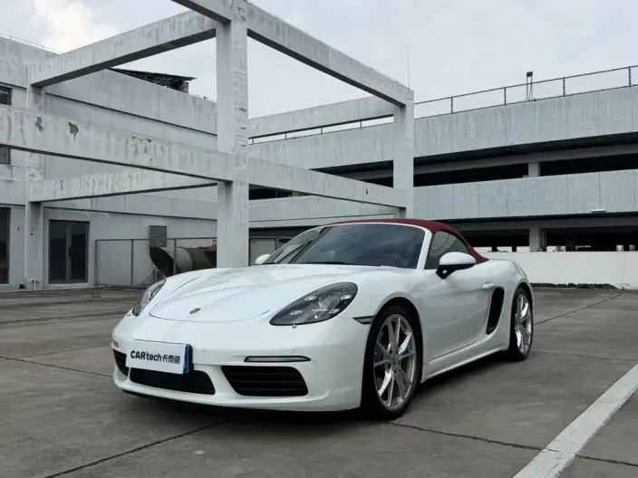Porsche 718 2023 Model Boxster 2.0T