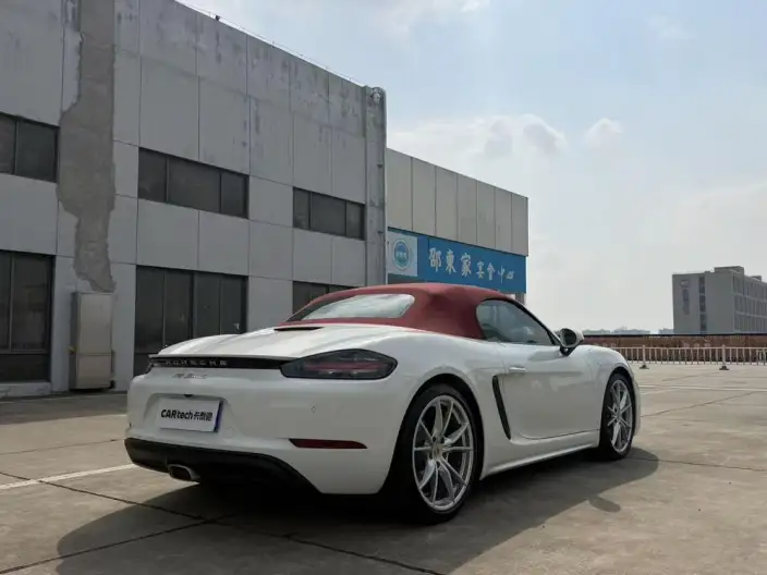 Porsche 718 2023 Model Boxster 2.0T – фото 6