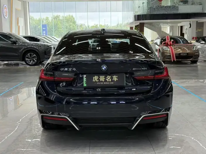 BMW i3 2023 Model Facelift eDrive40L Night Set – фото 5