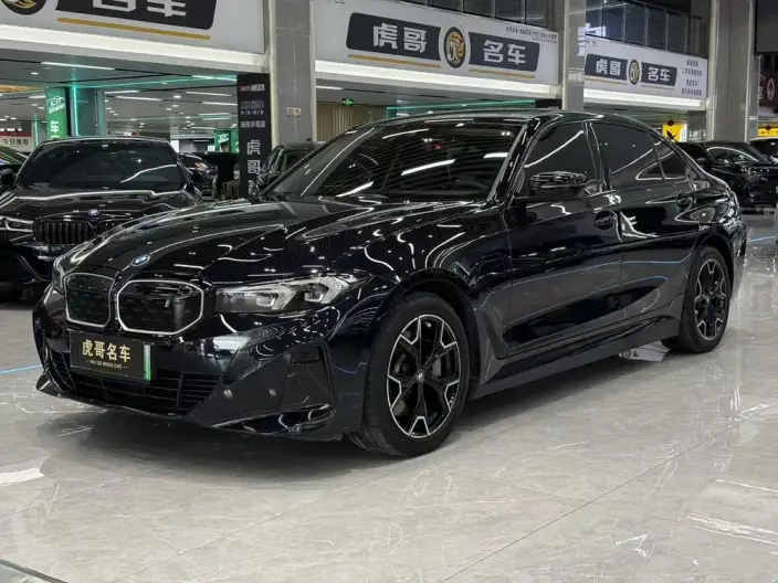 BMW i3 2023 Model Facelift eDrive40L Night Set – фото 10