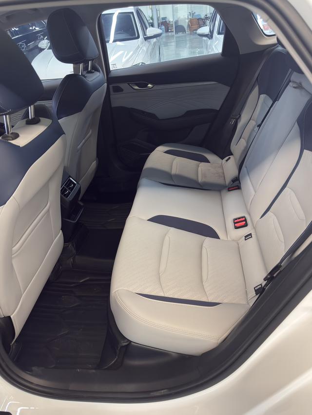 Geely Xingrui 2023 2.0T Premium – фото 13