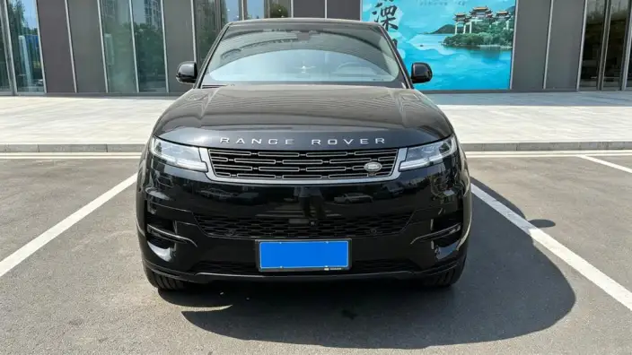 Range Rover Sport 2023 Model 3.0 L6 S