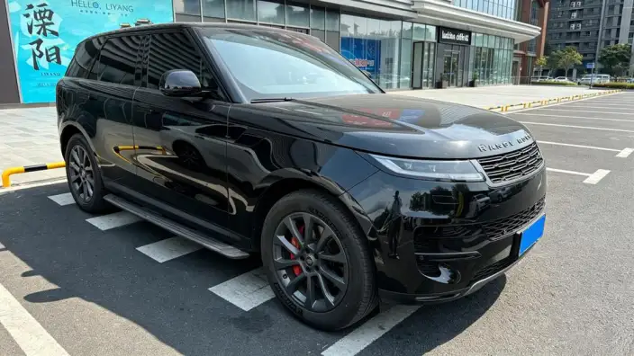 Range Rover Sport 2023 Model 3.0 L6 S