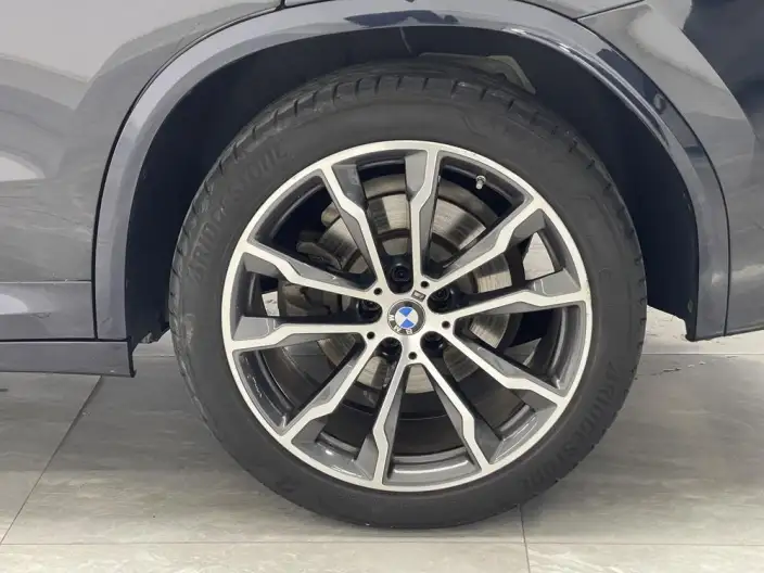 BMW X3 2023 Model xDrive30i Leading Model M Night Set – фото 9