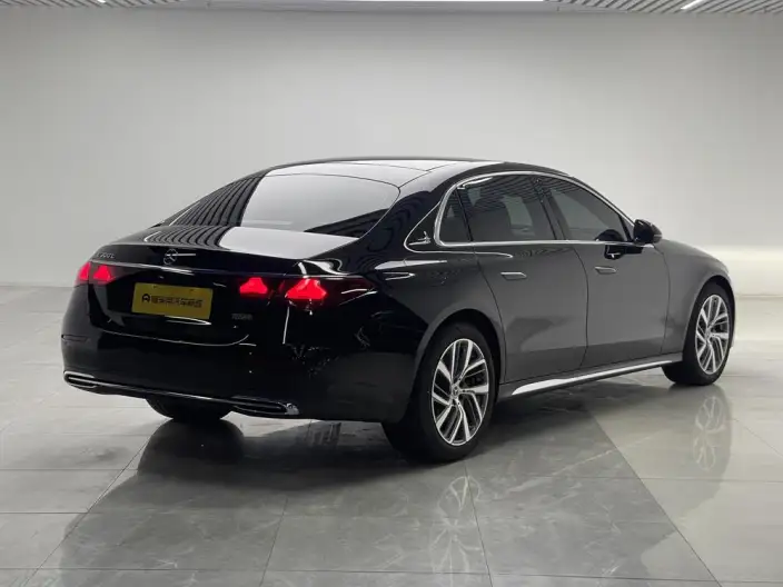 Mercedes-Benz E-Class 2024 Model E 300 L Fashion Model sedan – фото 7