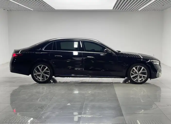 Mercedes-Benz E-Class 2024 Model E 300 L Fashion Model sedan – фото 8
