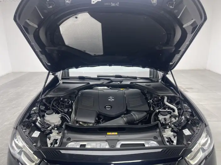 Mercedes-Benz E-Class 2024 Model E 300 L Fashion Model sedan – фото 10