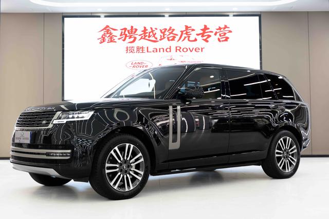 Range Rover 2024 3.0 L6 400PS Centurion Plus – фото 1