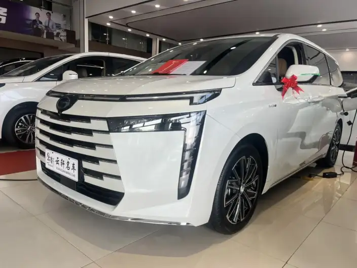 GAC Trumpchi E8 PHEV 2024 Model 2.0ATK 150km MAX Edition