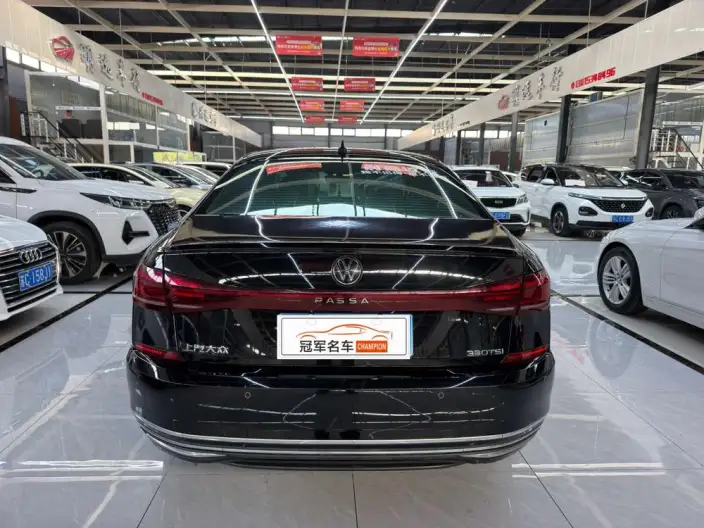 Volkswagen Passat 2022 Model 330TSI Elite Edition – фото 5