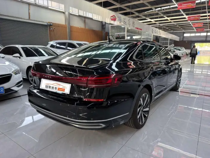 Volkswagen Passat 2022 Model 330TSI Elite Edition – фото 6