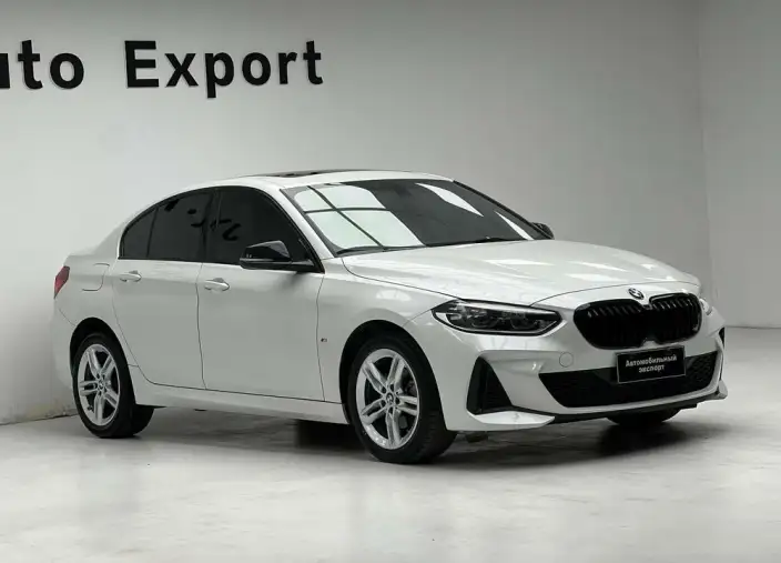 BMW 1 Series 2023 Model 120i M Sports Night Edition – фото 3