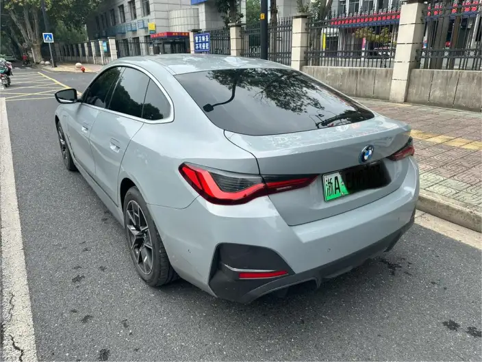 BMW i4 2023 Model eDrive35 – фото 5