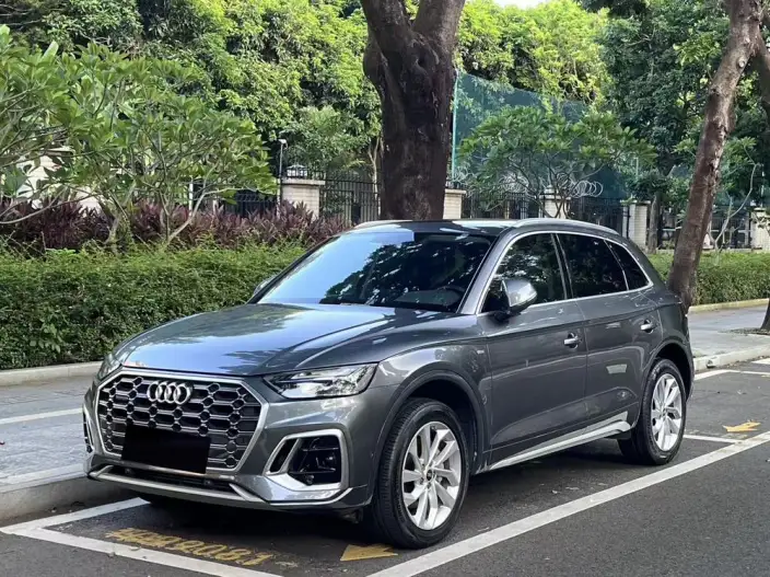 Audi Q5L 2022 Model 40T Luxury Dynamic Model – фото 1