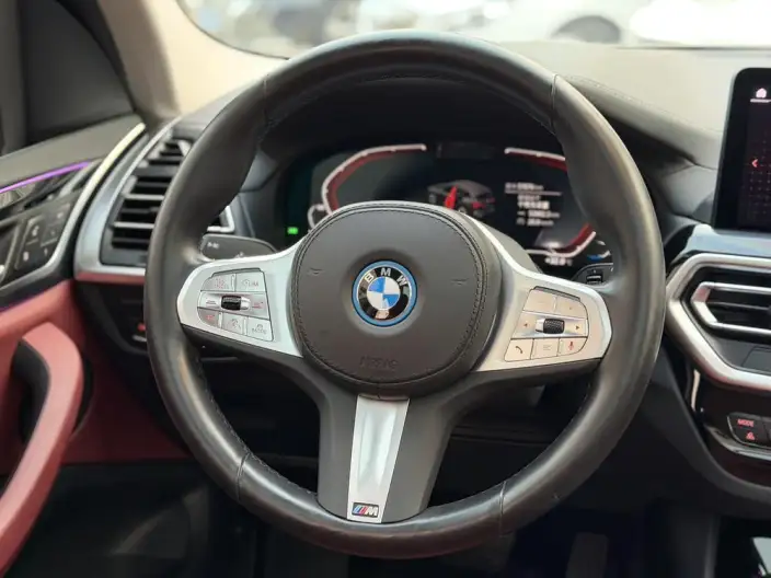 BMW iX3 2022 Model Leading Model – фото 7