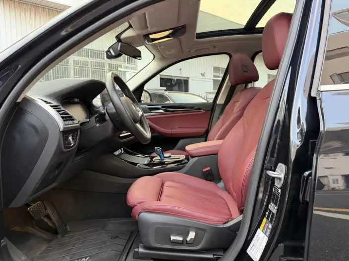 BMW iX3 2022 Model Leading Model – фото 8