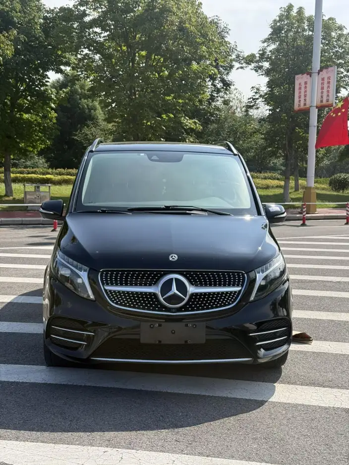Mercedes-Benz V-Class 2022 Model V 260 L Long wheelbase Deluxe Edition – фото 2