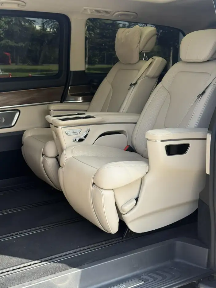 Mercedes-Benz V-Class 2022 Model V 260 L Long wheelbase Deluxe Edition – фото 7