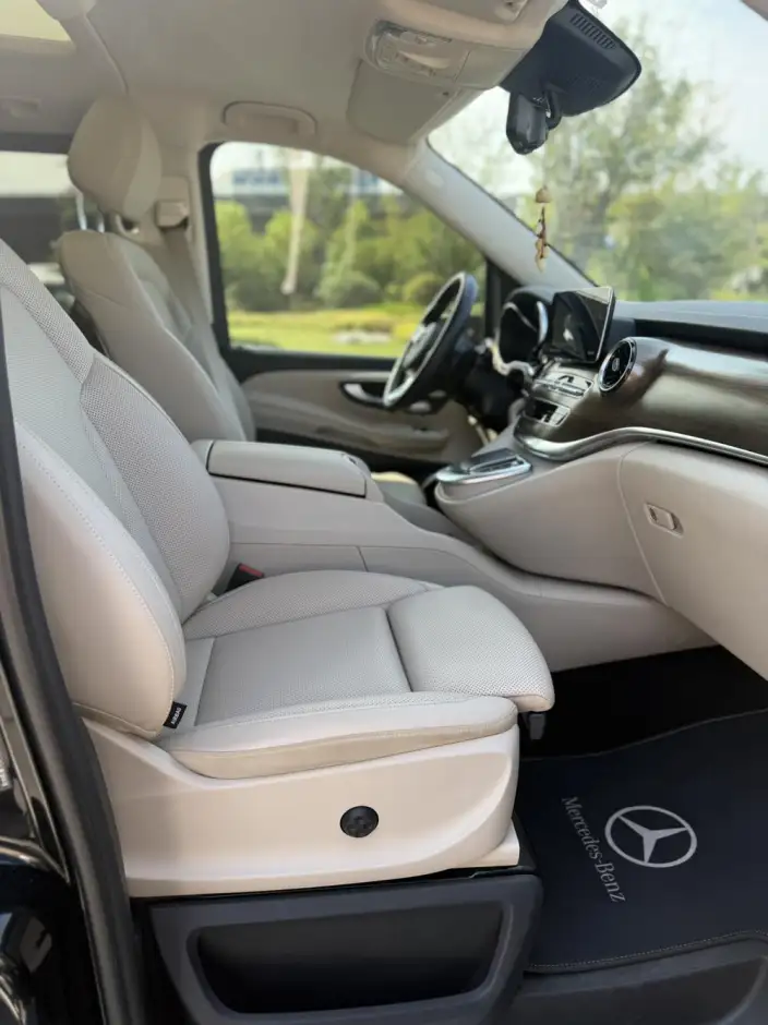 Mercedes-Benz V-Class 2022 Model V 260 L Long wheelbase Deluxe Edition – фото 10