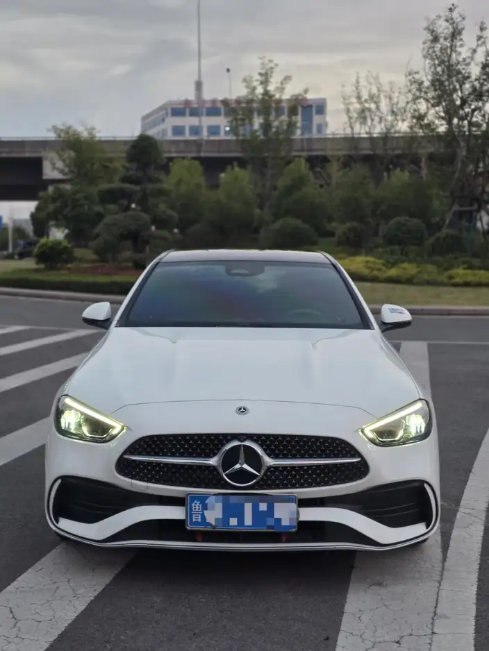 Mercedes-Benz C-Class 2025 Model C 260 L Sports Edition – фото 2