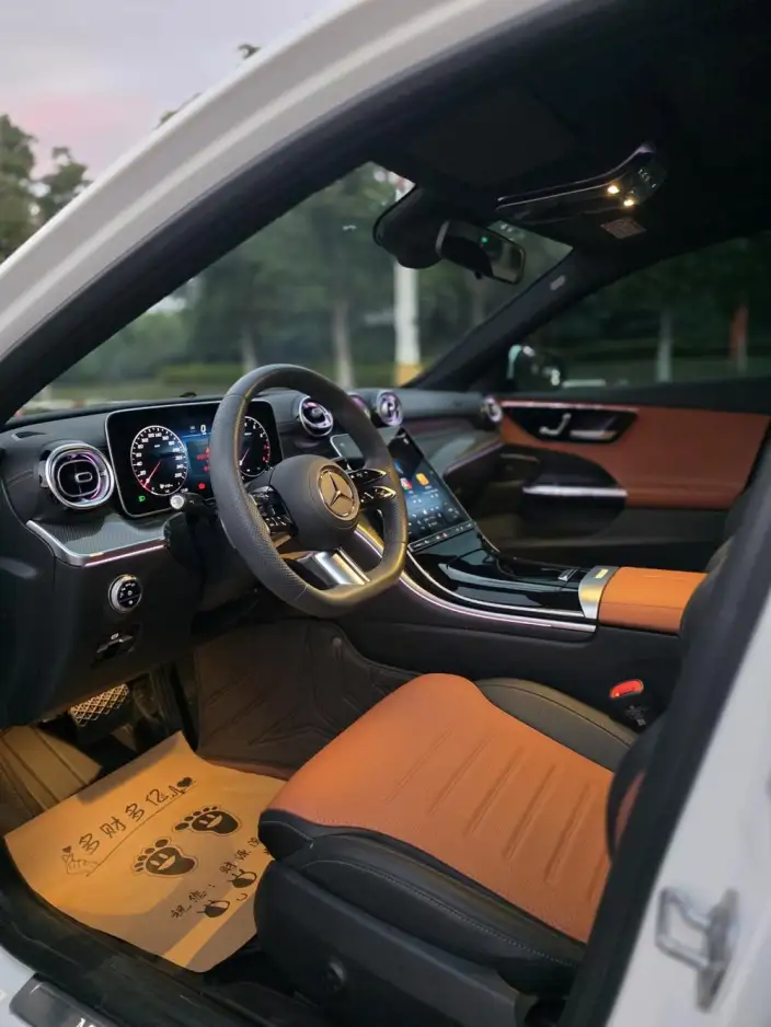 Mercedes-Benz C-Class 2025 Model C 260 L Sports Edition – фото 7
