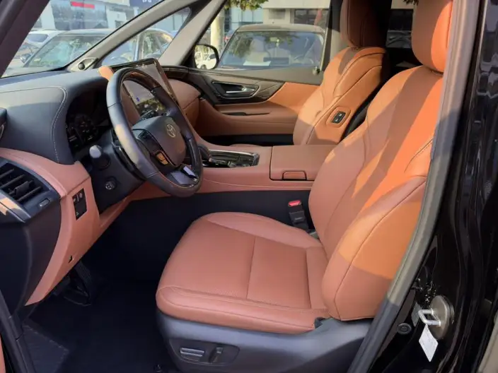 Elfa 2023 Model 2.5L Intelligent Hybrid 4WD Premium – фото 8