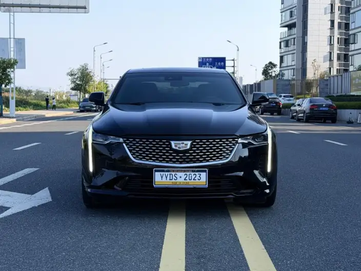 Cadillac CT4 2022 Model 28T Luxury Model