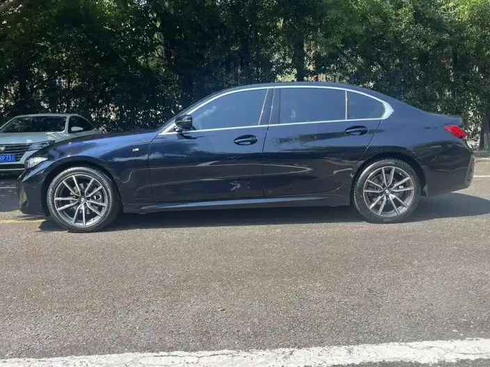 BMW 3 Series 2025 Model 325Li M Sports Set – фото 4