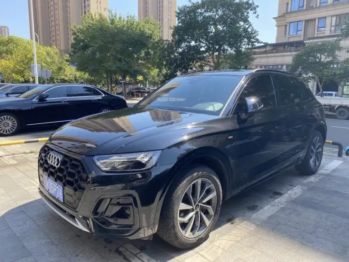 Audi Q5L 2023 Model 40T Luxury Dynamic Model – фото 5
