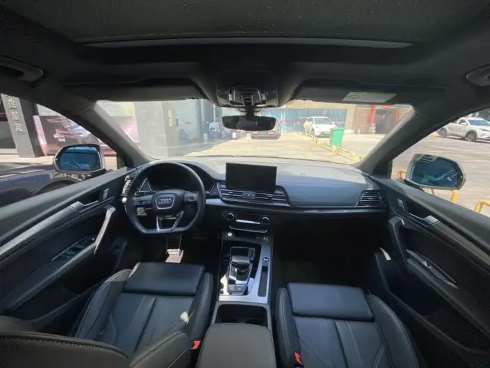 Audi Q5L 2023 Model 40T Luxury Dynamic Model – фото 6