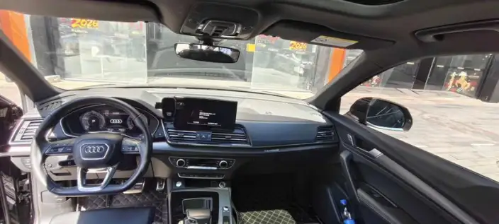 Audi Q5L 2023 Model 40T Luxury Dynamic Model – фото 10
