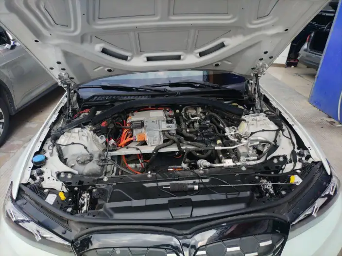 BMW i3 2023 Model eDrive35L – фото 5