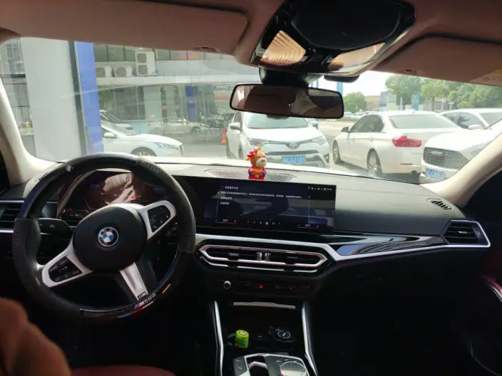 BMW i3 2023 Model eDrive35L – фото 8