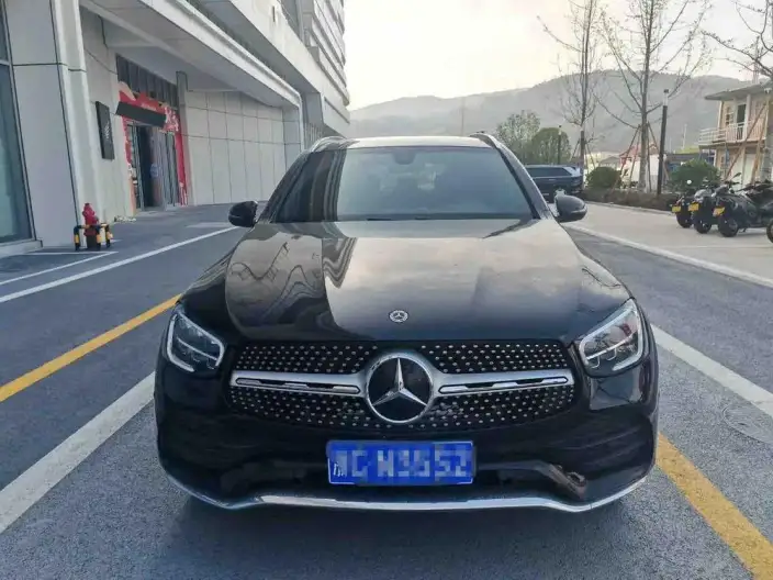 Mercedes-Benz GLC 2022 Model GLC 260 L 4MATIC Luxury Model – фото 2