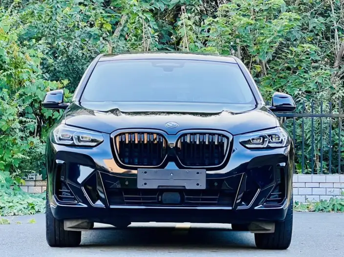 BMW iX3 2024 Model Leading Model – фото 2