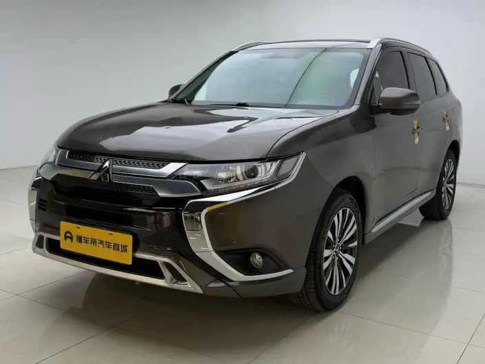 Mitsubishi Outlander 2021 Model Facelift 2.0L 2WD Smooth Ride Edition 5 seat – фото 1
