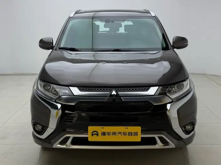 Mitsubishi Outlander 2021 Model Facelift 2.0L 2WD Smooth Ride Edition 5 seat – фото 2