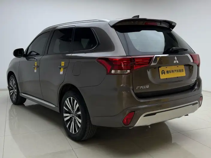 Mitsubishi Outlander 2021 Model Facelift 2.0L 2WD Smooth Ride Edition 5 seat – фото 5