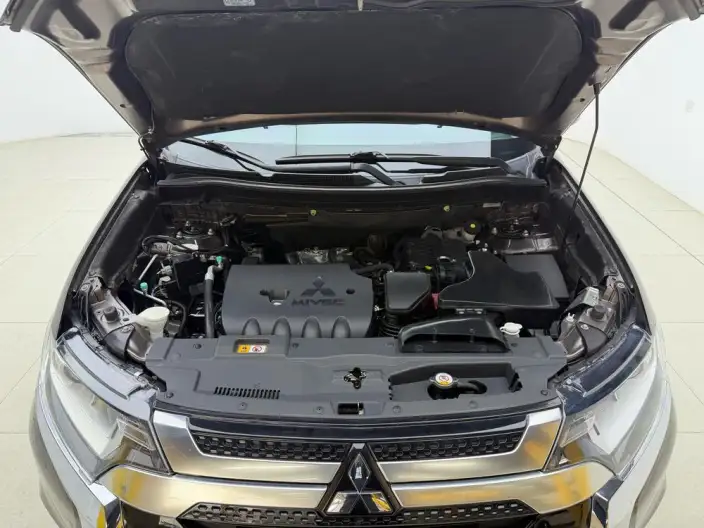 Mitsubishi Outlander 2021 Model Facelift 2.0L 2WD Smooth Ride Edition 5 seat – фото 10