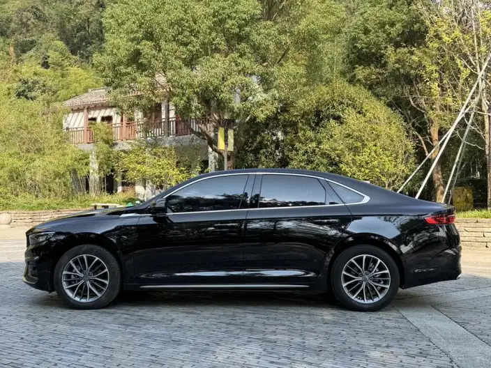 Geely StarRui 2021 Model 2.0T Luxury Model +