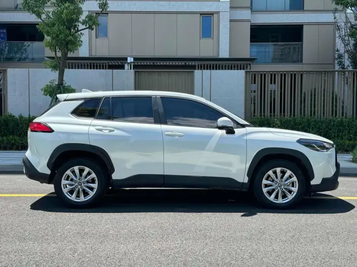 Toyota Corolla Cross 2023 Model 2.0L CVT Pioneer Edition – фото 7