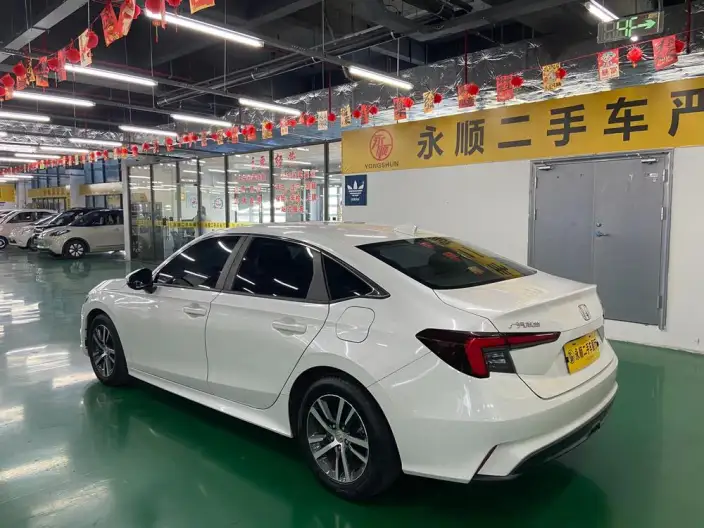 Model Ge 2023 Model 240TURBO CVT Technology Edition – фото 5