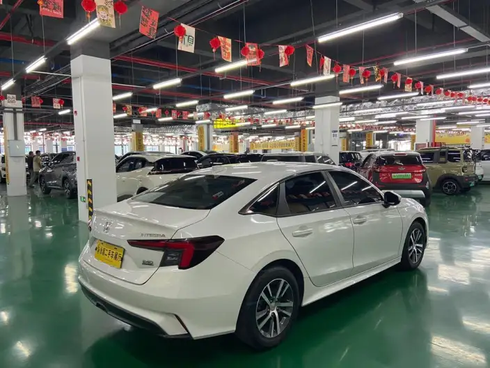 Model Ge 2023 Model 240TURBO CVT Technology Edition – фото 7