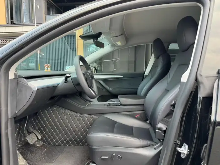 Model Y 2023 Model Rear-wheel drive version – фото 9