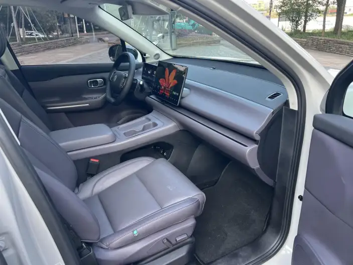 Leapmotor C10 2024 Model EV Edition 530 Smart Edition – фото 10