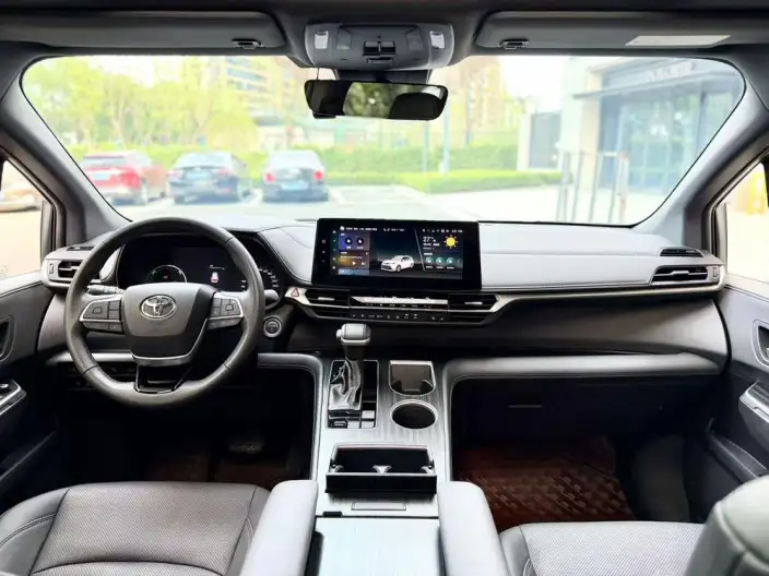 Toyota Sienna 2024 Model Hybrid 2.5L Zhen Xiang Premium Edition – фото 6