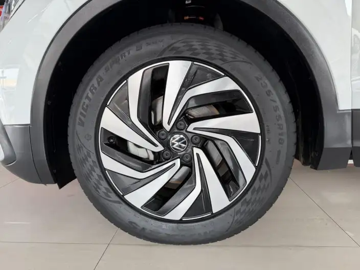 Volkswagen Tiguan L 2023 Model 330TSI 2WD Comfort Edition – фото 10