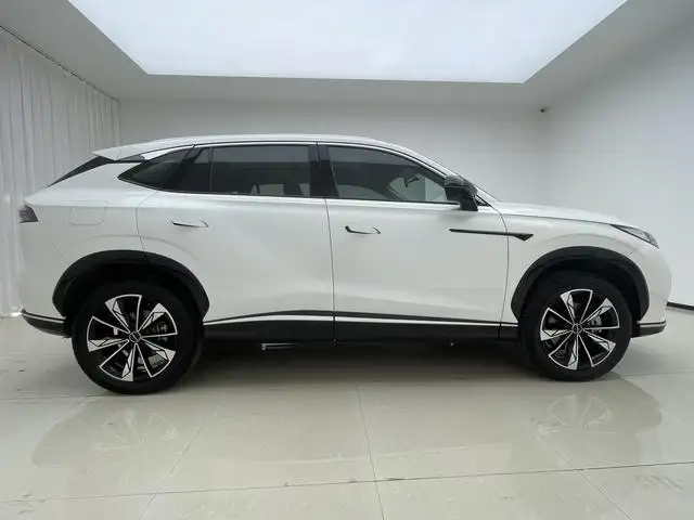 Roewe eRX5 2023 Model Chao Hybrid Comfort Edition – фото 8