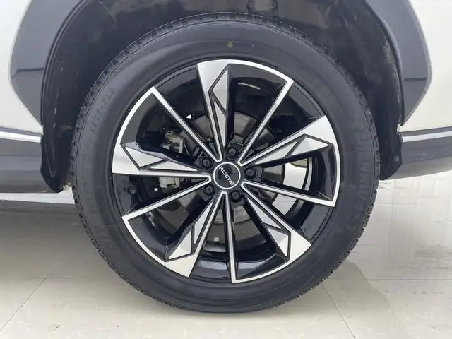 Roewe eRX5 2023 Model Chao Hybrid Comfort Edition – фото 9